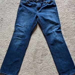 Stylish Levi's Women's Straight Leg Jeans